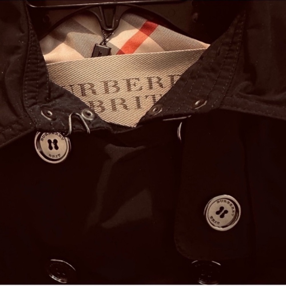 Burberry | Coat/Jacket | Burberry Brit Rain Jacket with Detachable Hood … - Picture 6 of 16